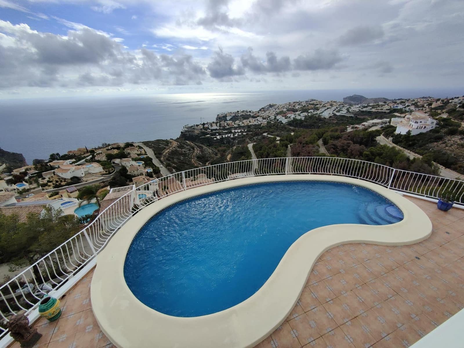 3 chambre Villa/Maison à vendre à Benitachell / Benitatxell avec piscine garage - 695 000 € (Ref: 8679850)