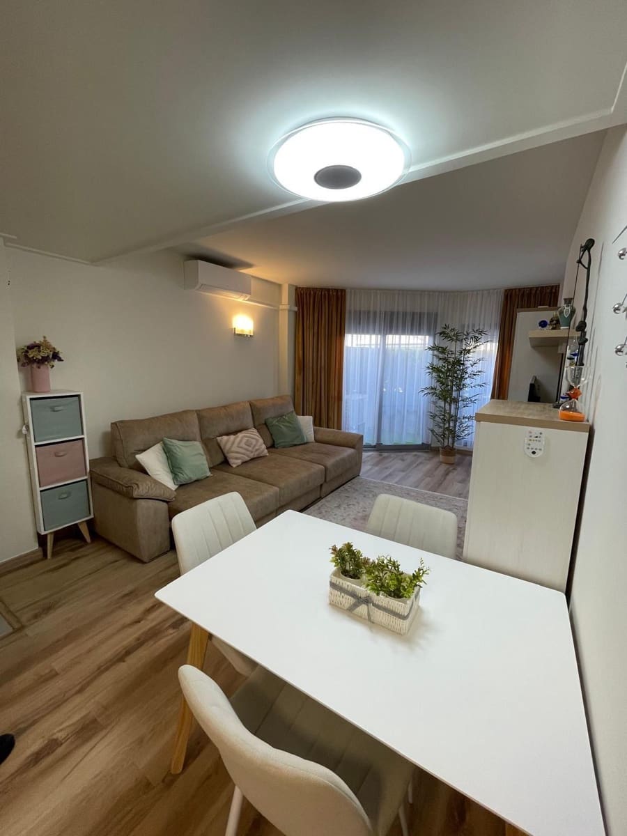 2 bedroom Bungalow for sale in La Veleta with pool - € 239,900 (Ref: 8686333)