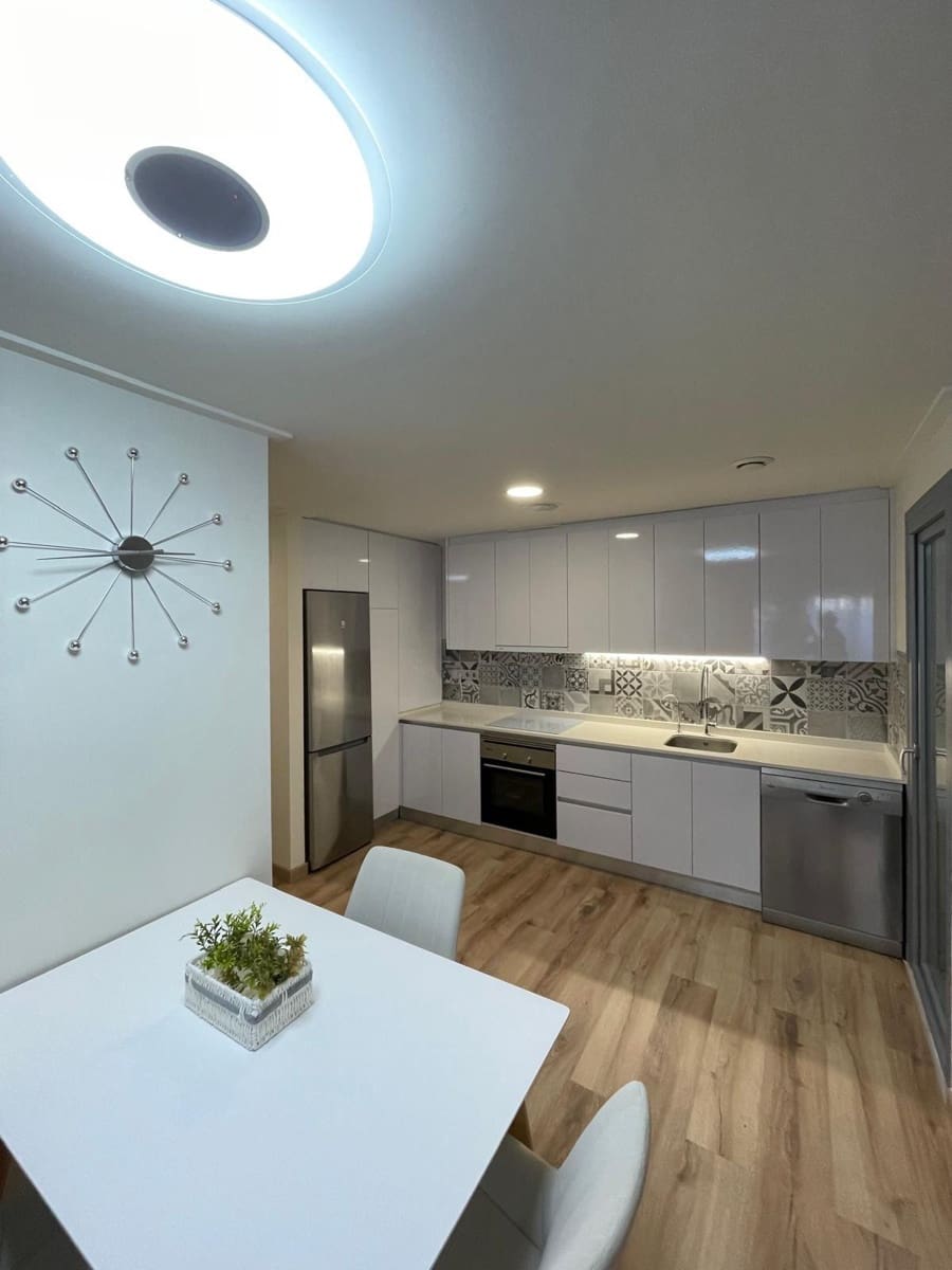 2 bedroom Bungalow for sale in La Veleta with pool - € 239,900 (Ref: 8686333)