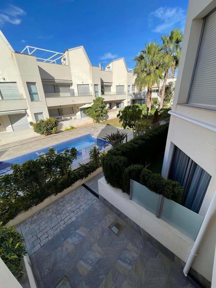 2 bedroom Bungalow for sale in La Veleta with pool - € 239,900 (Ref: 8686333)