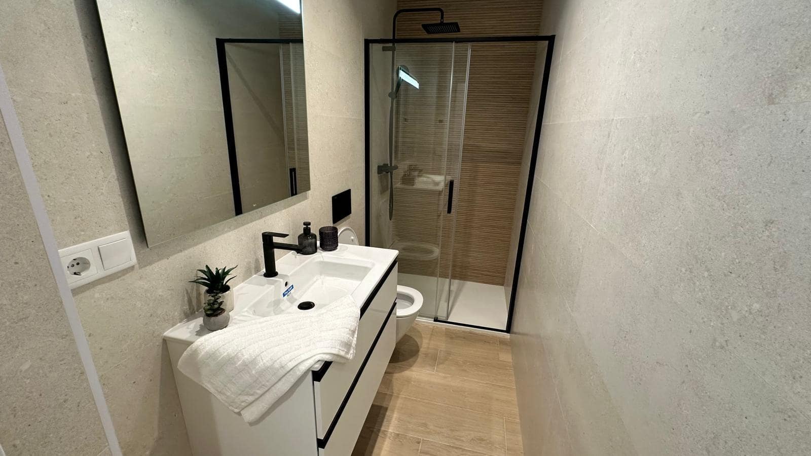 Apartamento de 3 habitaciones en Guardamar del Segura en venta - 249.500 € (Ref: 8688969)