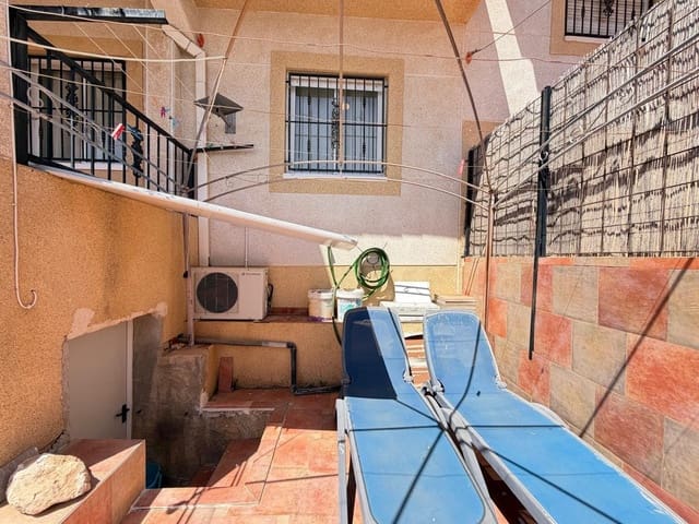 2 camera da letto Bungalow in vendita in La Florida, Orihuela con piscina - 132.000 € (Rif: 8688970)