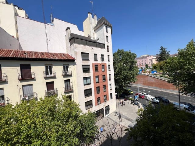 5 soveværelse Lejlighed til salg i Argüelles, Madrid by - € 1.450.000 (Ref: 8698165)