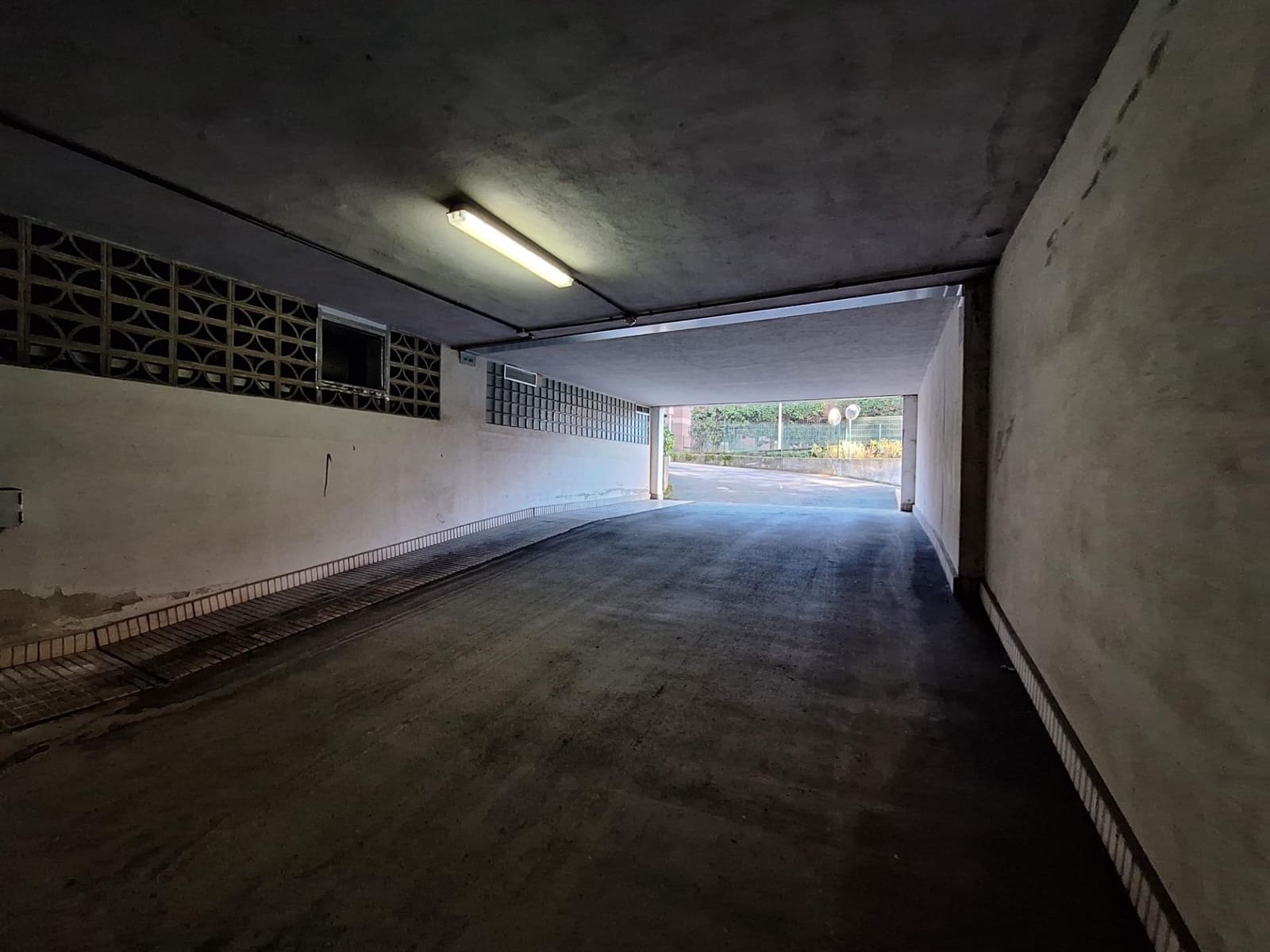 Garage til salg i Salinas - € 17.200 (Ref: 8701821)