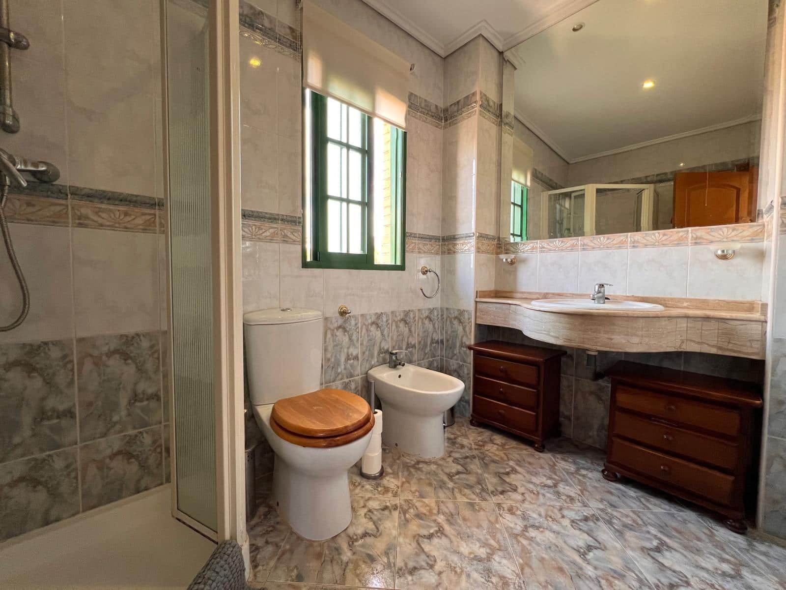 8 soveværelse Villa til salg i Benidorm med swimmingpool - € 890.000 (Ref: 8703950)