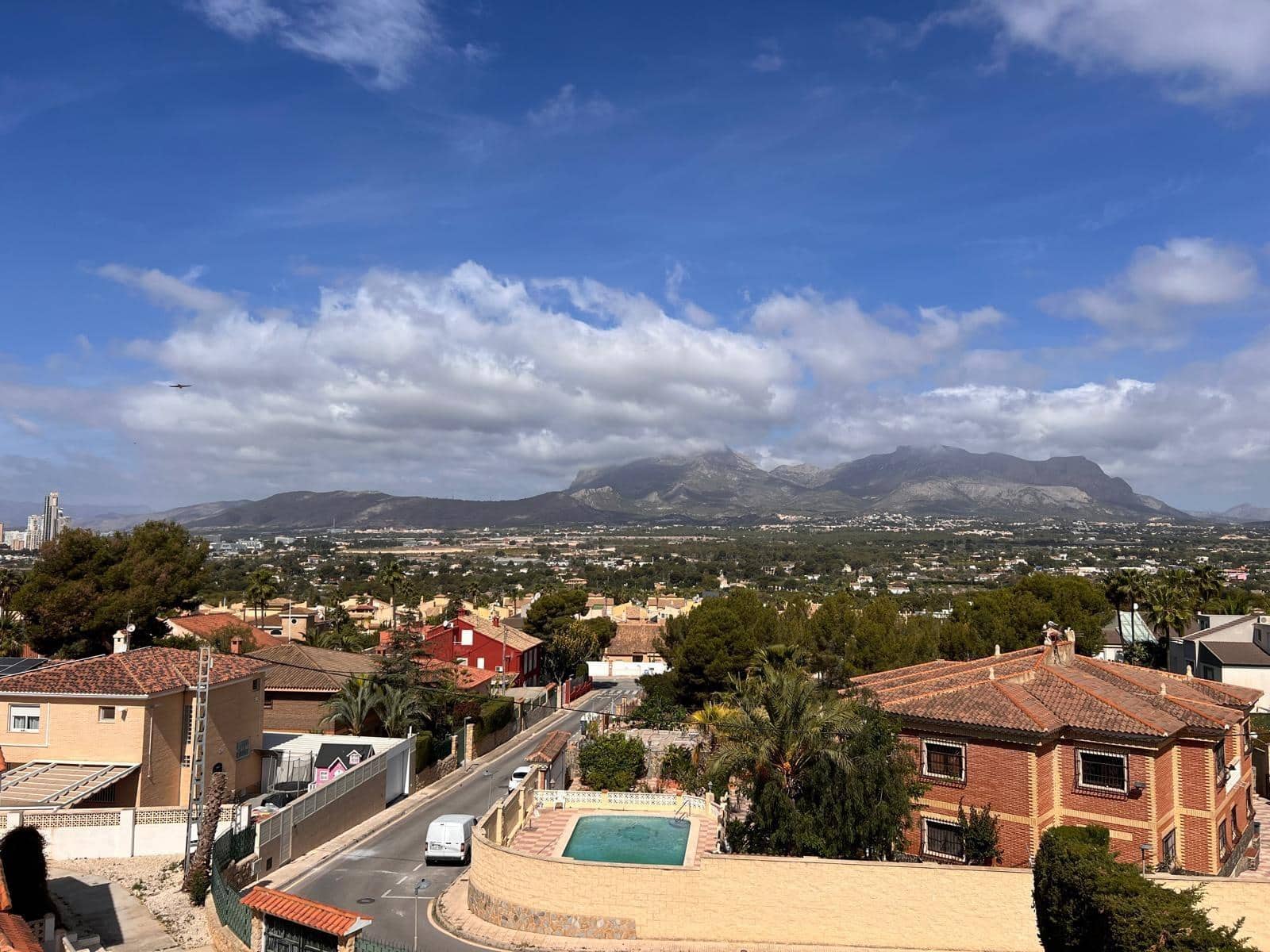 8 soveværelse Villa til salg i Benidorm med swimmingpool - € 890.000 (Ref: 8703950)