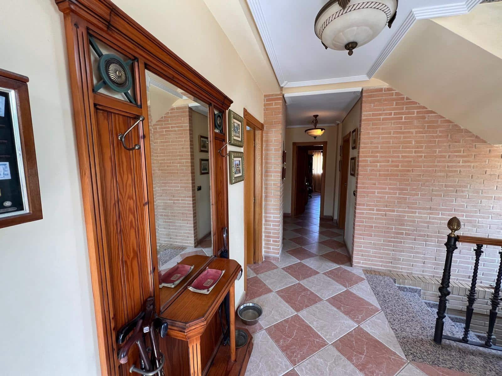 8 soveværelse Villa til salg i Benidorm med swimmingpool - € 890.000 (Ref: 8703950)