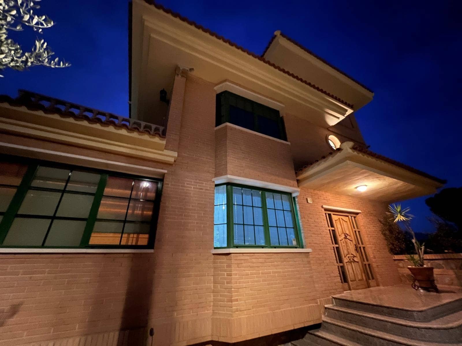 8 soveværelse Villa til salg i Benidorm med swimmingpool - € 890.000 (Ref: 8703950)