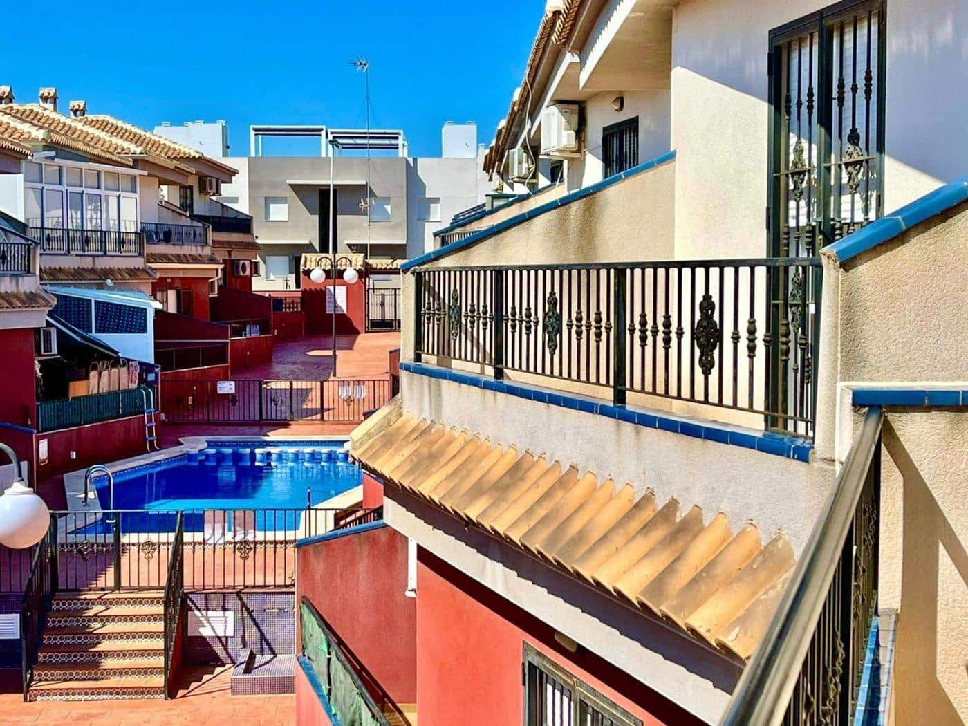 3 chambre Villa/Maison Mitoyenne à vendre à Aguas Nuevas avec piscine - 129 900 € (Ref: 8728047)