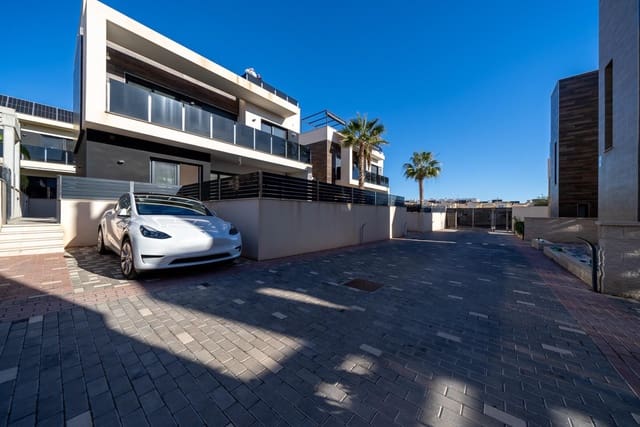 3 camera da letto Villa in vendita in Lomas de Cabo Roig - Los Dolses, Orihuela con piscina - 550.000 € (Rif: 8729753)