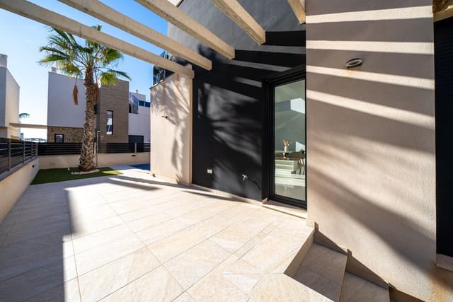 3 camera da letto Villa in vendita in Lomas de Cabo Roig - Los Dolses, Orihuela con piscina - 550.000 € (Rif: 8729753)