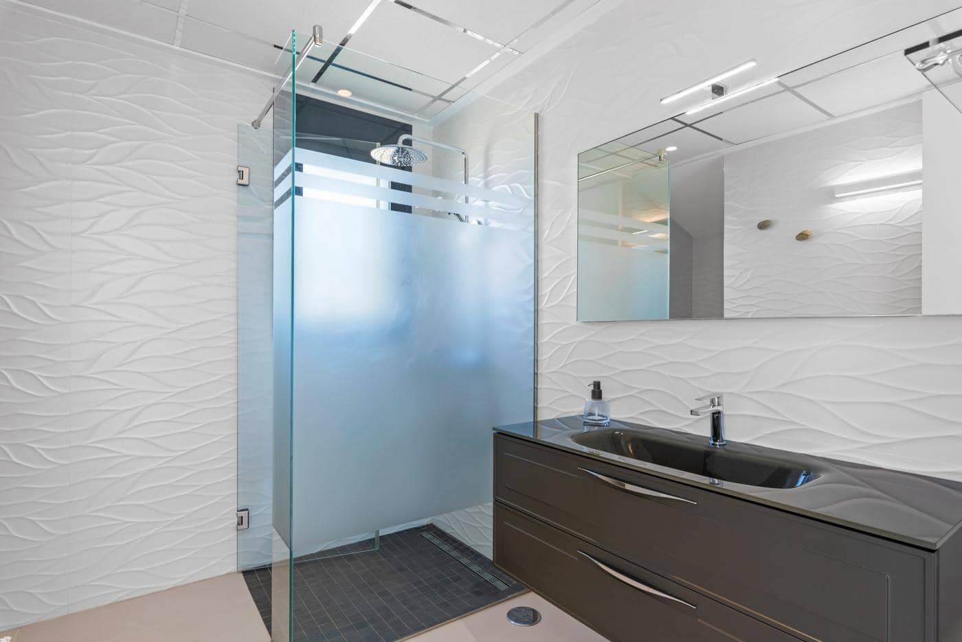 4 bedroom Villa for sale in Campoamor with pool garage - € 1,465,000 (Ref: 8735703)