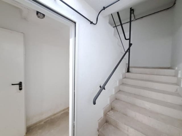 Garage for sale in Oviedo - € 11,800 (Ref: 8735705)