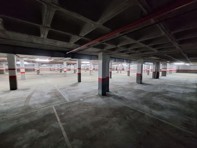 Garage for sale in Oviedo - € 11,800 (Ref: 8735705)