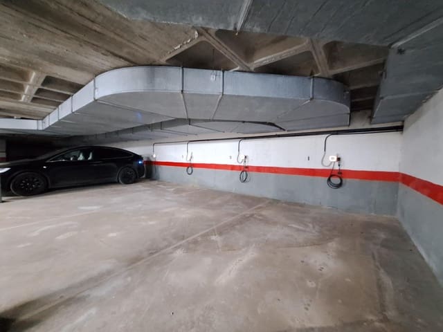 Garage for sale in Oviedo - € 11,800 (Ref: 8735705)