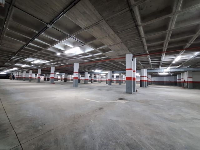 Garage for sale in Oviedo - € 11,800 (Ref: 8735705)