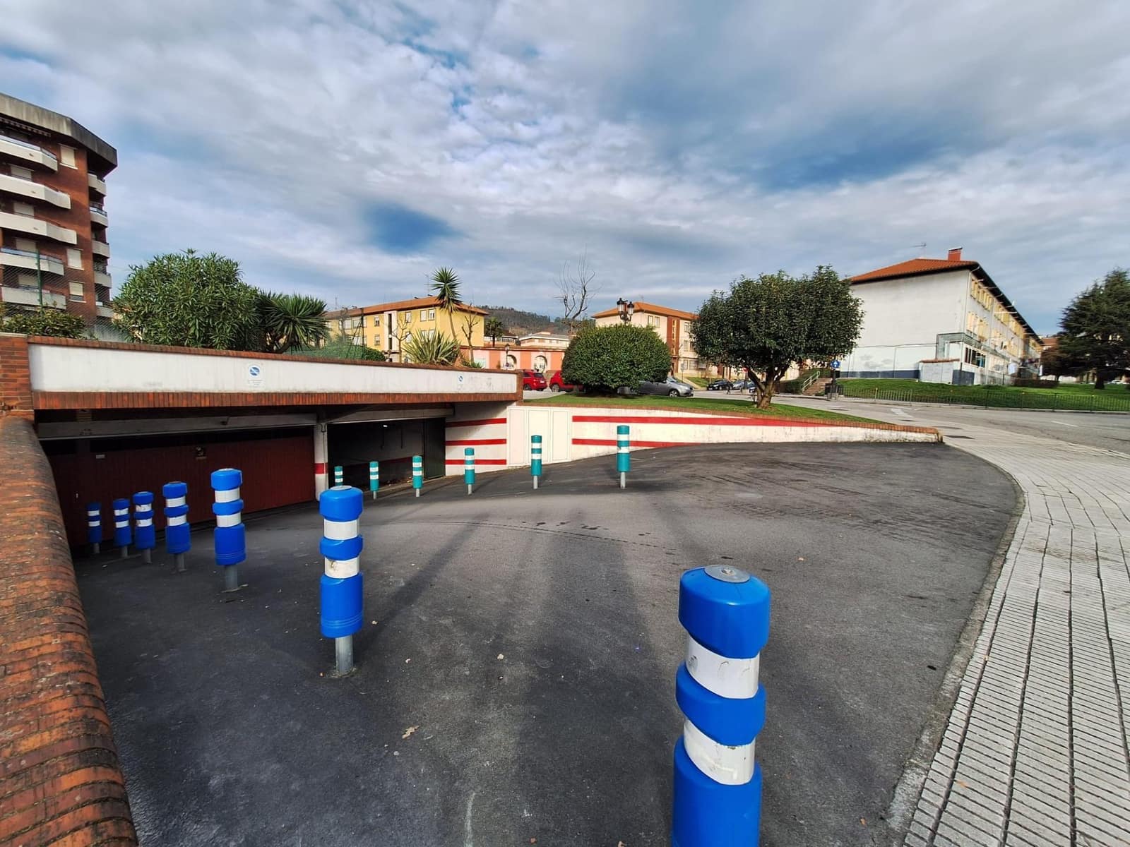 Garage til salg i Oviedo - € 11.800 (Ref: 8735705)
