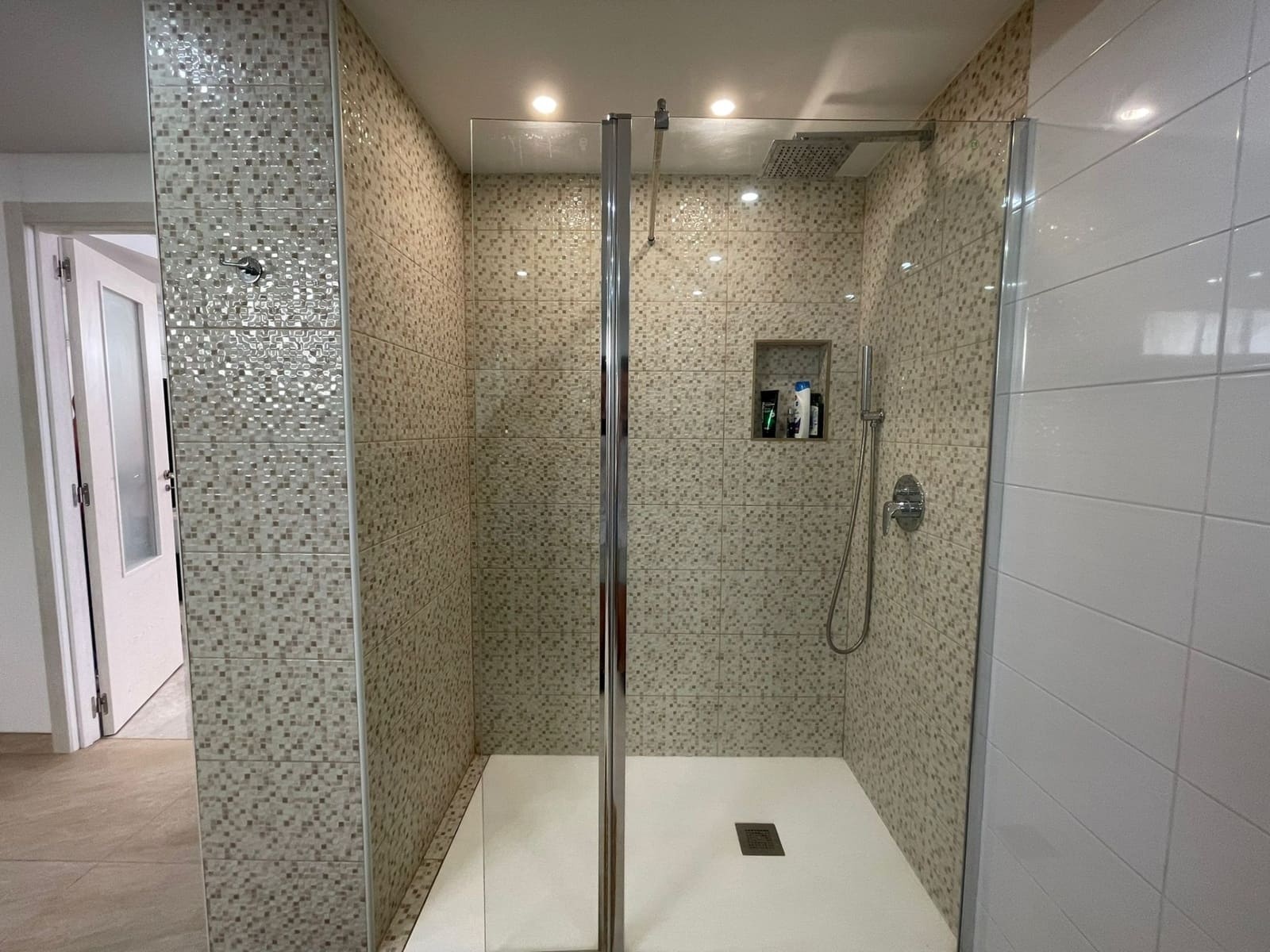 3 bedroom Villa for sale in Los Altos with pool - € 340,000 (Ref: 8735709)