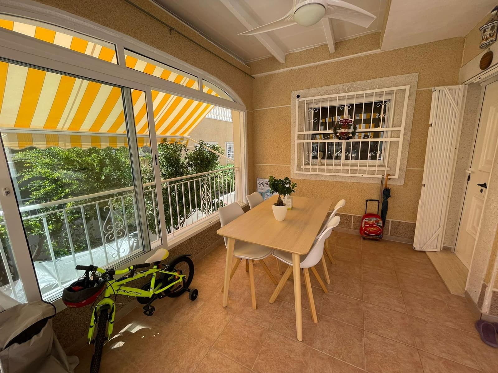 3 bedroom Villa for sale in Los Altos with pool - € 340,000 (Ref: 8735709)