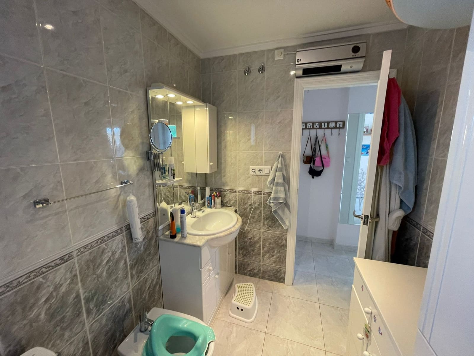 3 bedroom Villa for sale in Los Altos with pool - € 340,000 (Ref: 8735709)