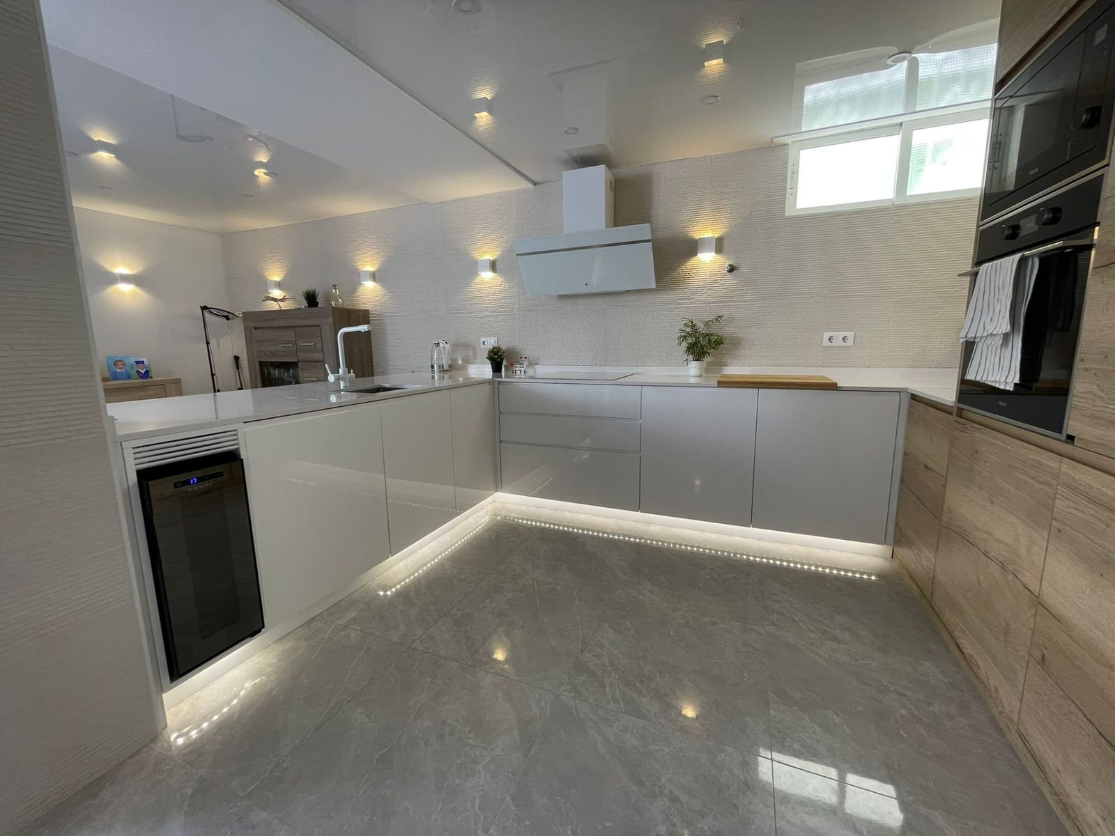 3 bedroom Villa for sale in Los Altos with pool - € 340,000 (Ref: 8735709)