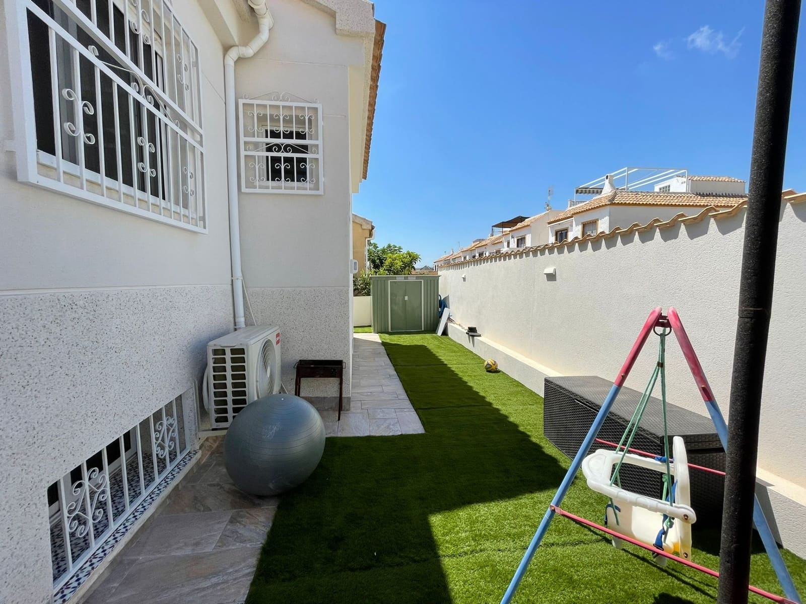 3 bedroom Villa for sale in Los Altos with pool - € 340,000 (Ref: 8735709)