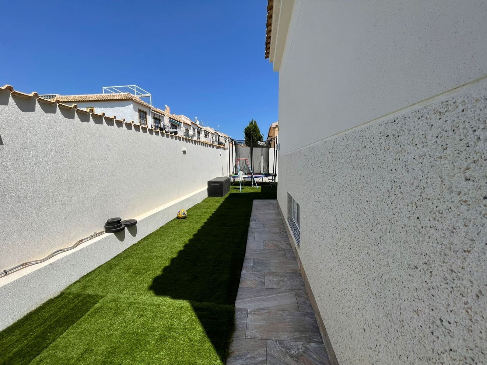 3 bedroom Villa for sale in Los Altos with pool - € 340,000 (Ref: 8735709)