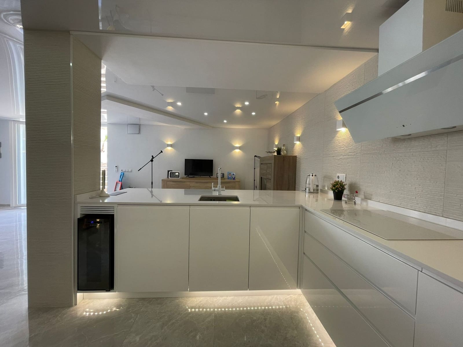 3 bedroom Villa for sale in Los Altos with pool - € 340,000 (Ref: 8735709)