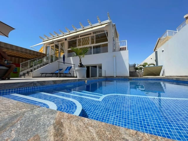 3 bedroom Villa for sale in Los Altos with pool - € 340,000 (Ref: 8735709)