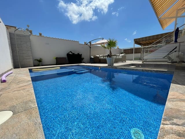 3 bedroom Villa for sale in Los Altos with pool - € 340,000 (Ref: 8735709)