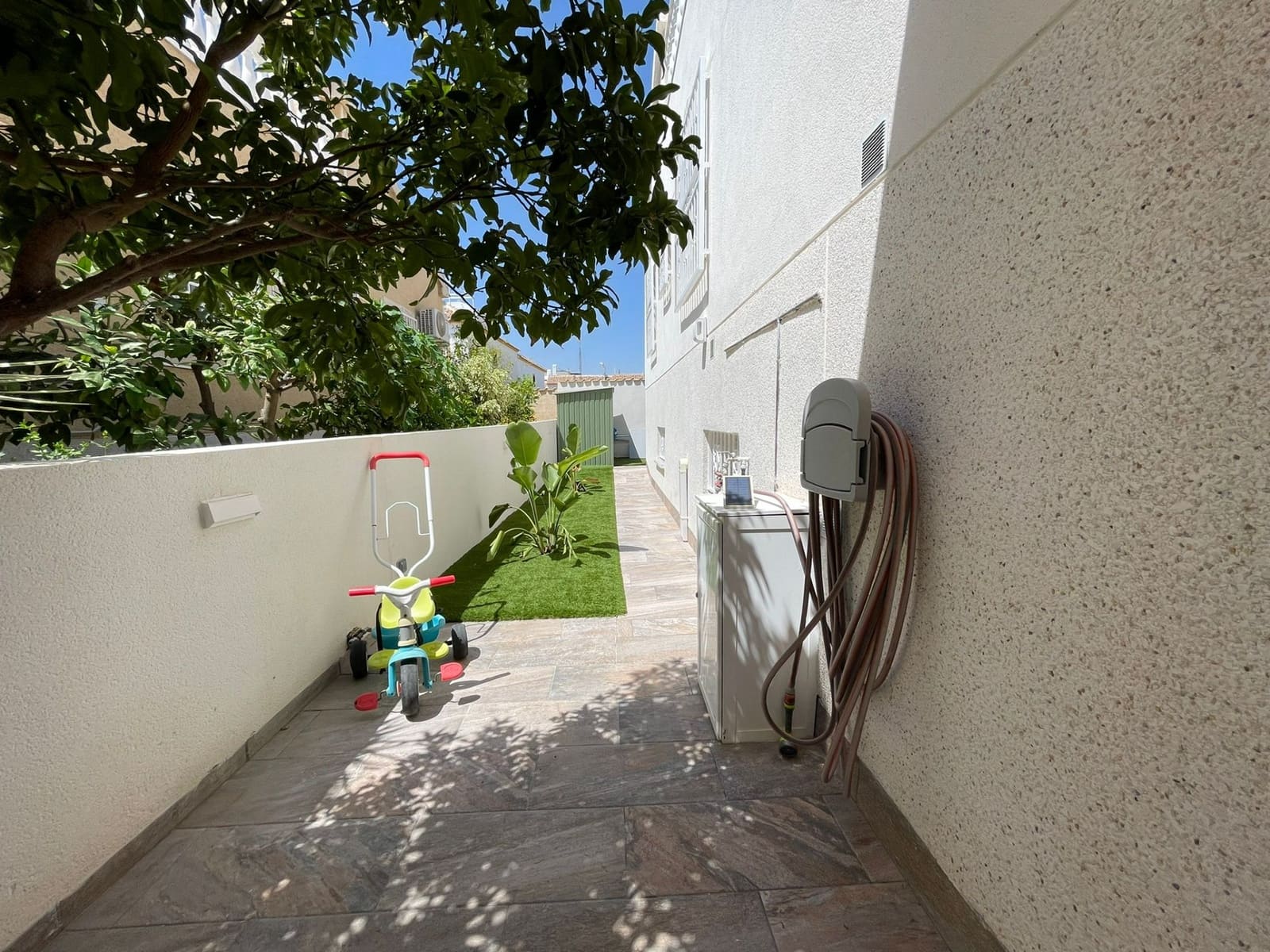 3 bedroom Villa for sale in Los Altos with pool - € 340,000 (Ref: 8735709)