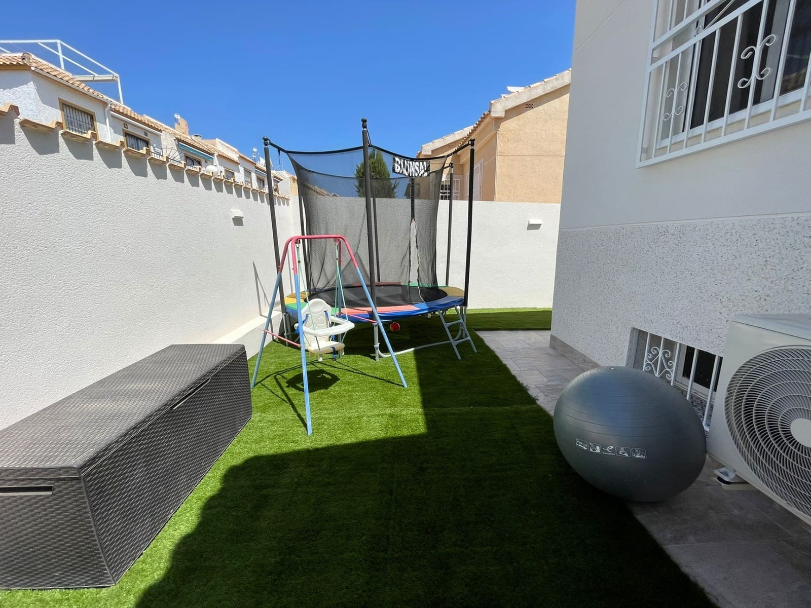 3 bedroom Villa for sale in Los Altos with pool - € 340,000 (Ref: 8735709)