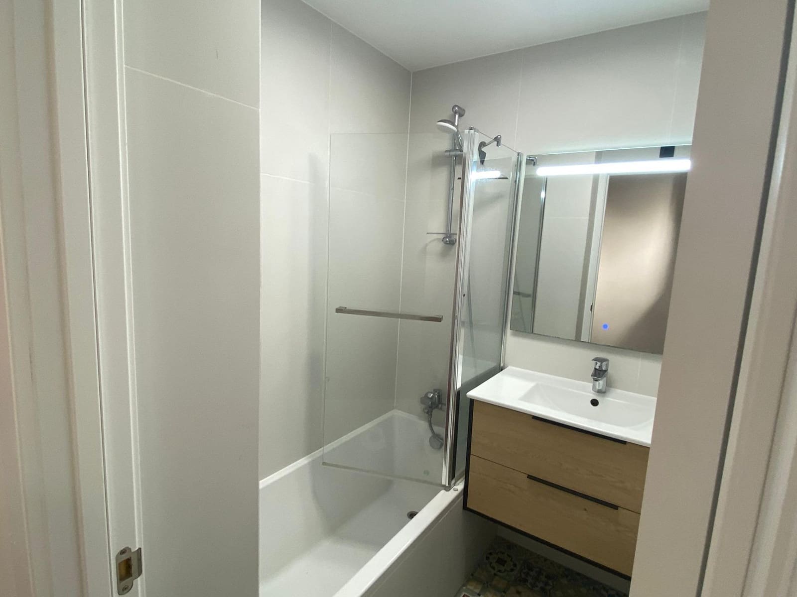 2 bedroom Apartment for sale in Torrevieja - € 170,000 (Ref: 8743609)