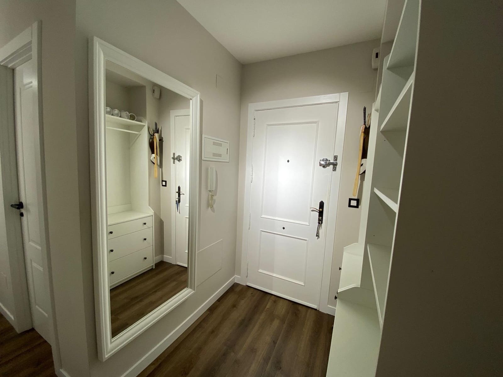 2 bedroom Apartment for sale in Torrevieja - € 170,000 (Ref: 8743609)