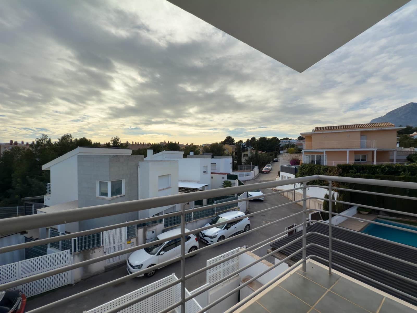 3 bedroom Villa for sale in La Nucia with pool - € 395,000 (Ref: 8756144)