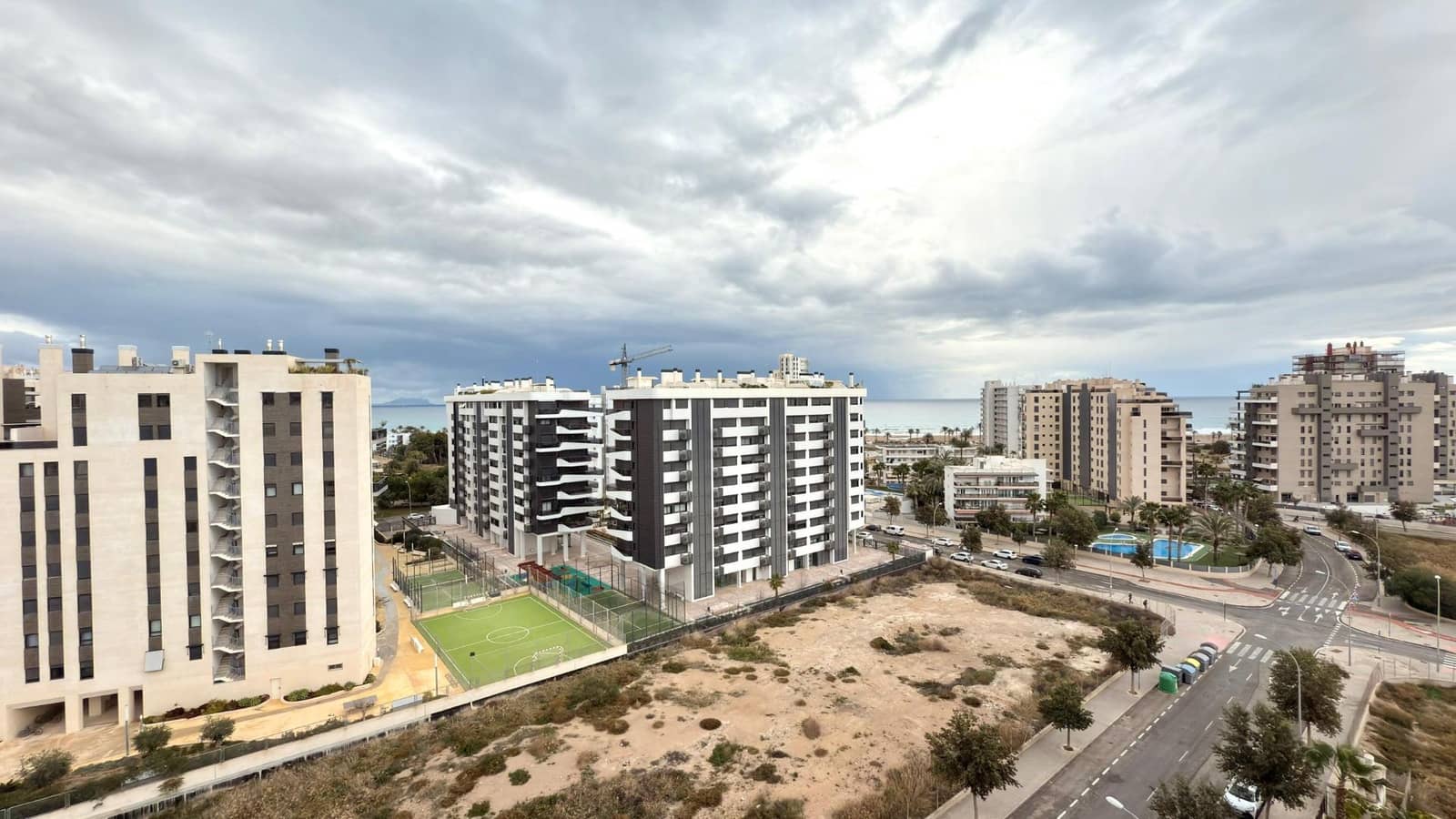 3 quarto Penthouse para venda em Alicante cidade com piscina garagem - 875 000 € (Ref: 8758072)