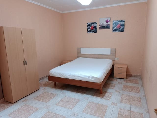 3 soverom Leilighet til salgs i Carolinas Altas, Alicante by - € 130 000 (Ref: 8758077)