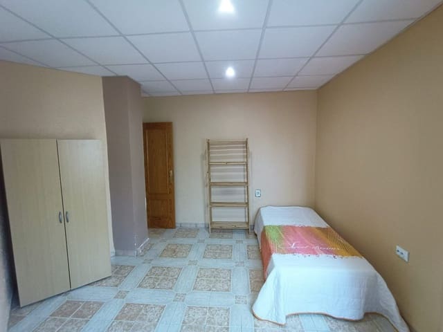 3 soverom Leilighet til salgs i Carolinas Altas, Alicante by - € 130 000 (Ref: 8758077)