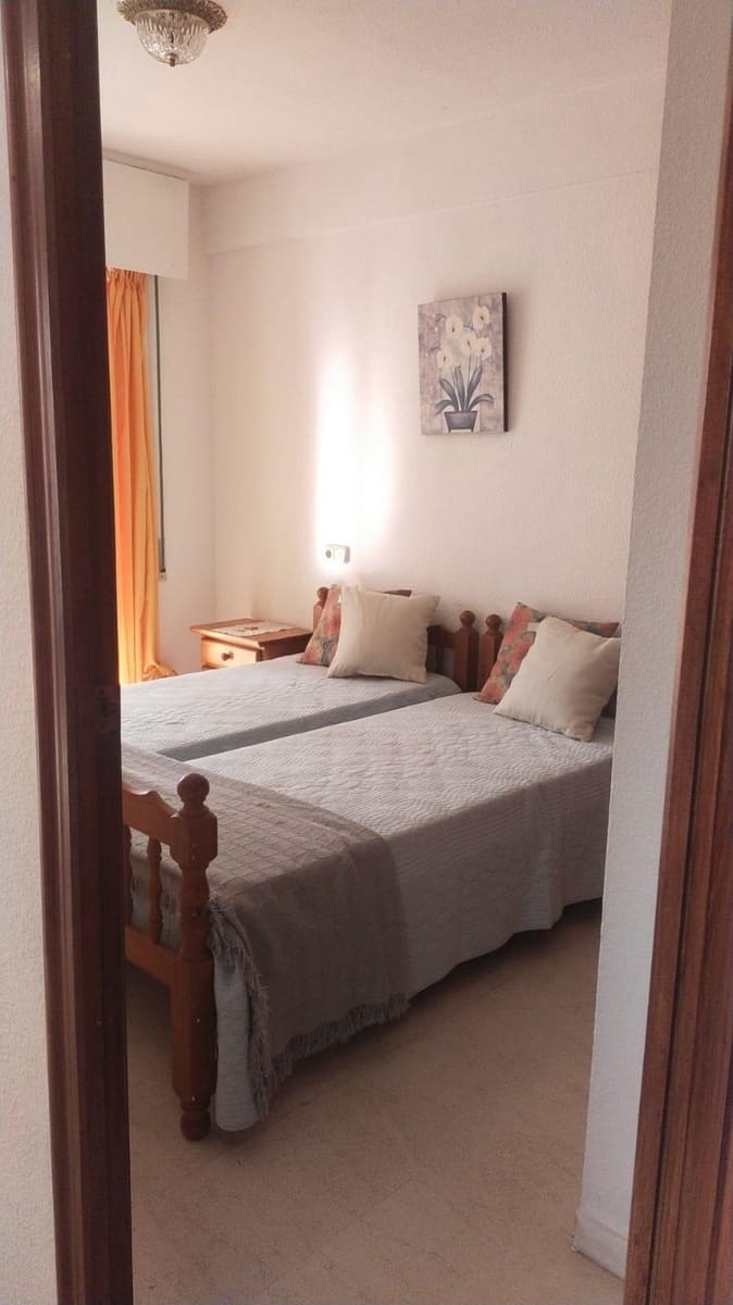 1 bedroom Apartment for sale in Benidorm with pool garage - € 198,500 (Ref: 8760076)