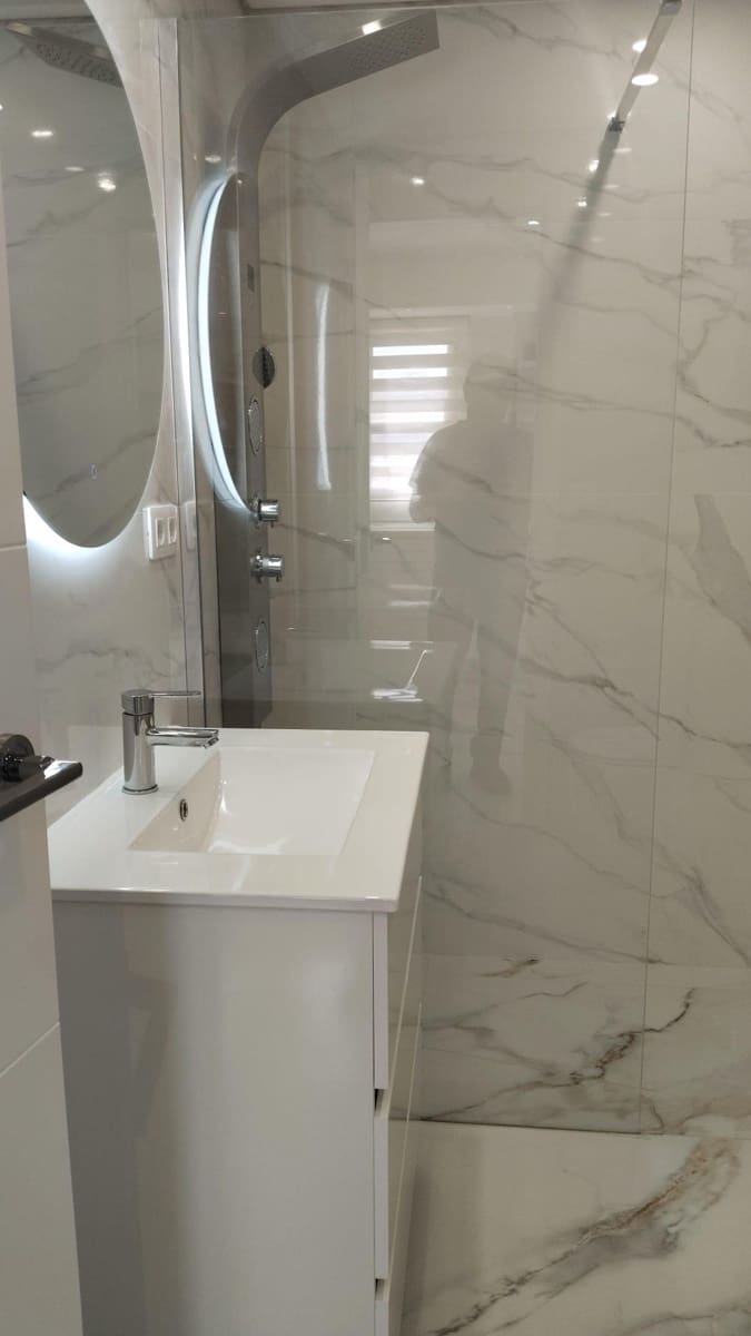 2 Zimmer Apartment zu verkaufen in Benidorm mit Pool - 286.000 € (Ref: 8760076)