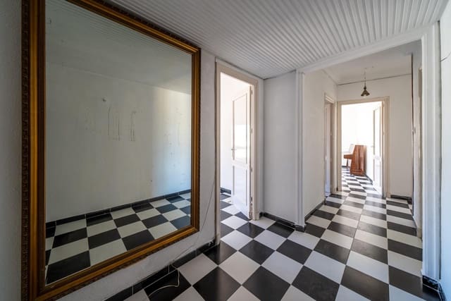 5 soveværelse Lejlighed til salg i Ensanche - Diputacion, Alicante by - € 360.000 (Ref: 8764252)