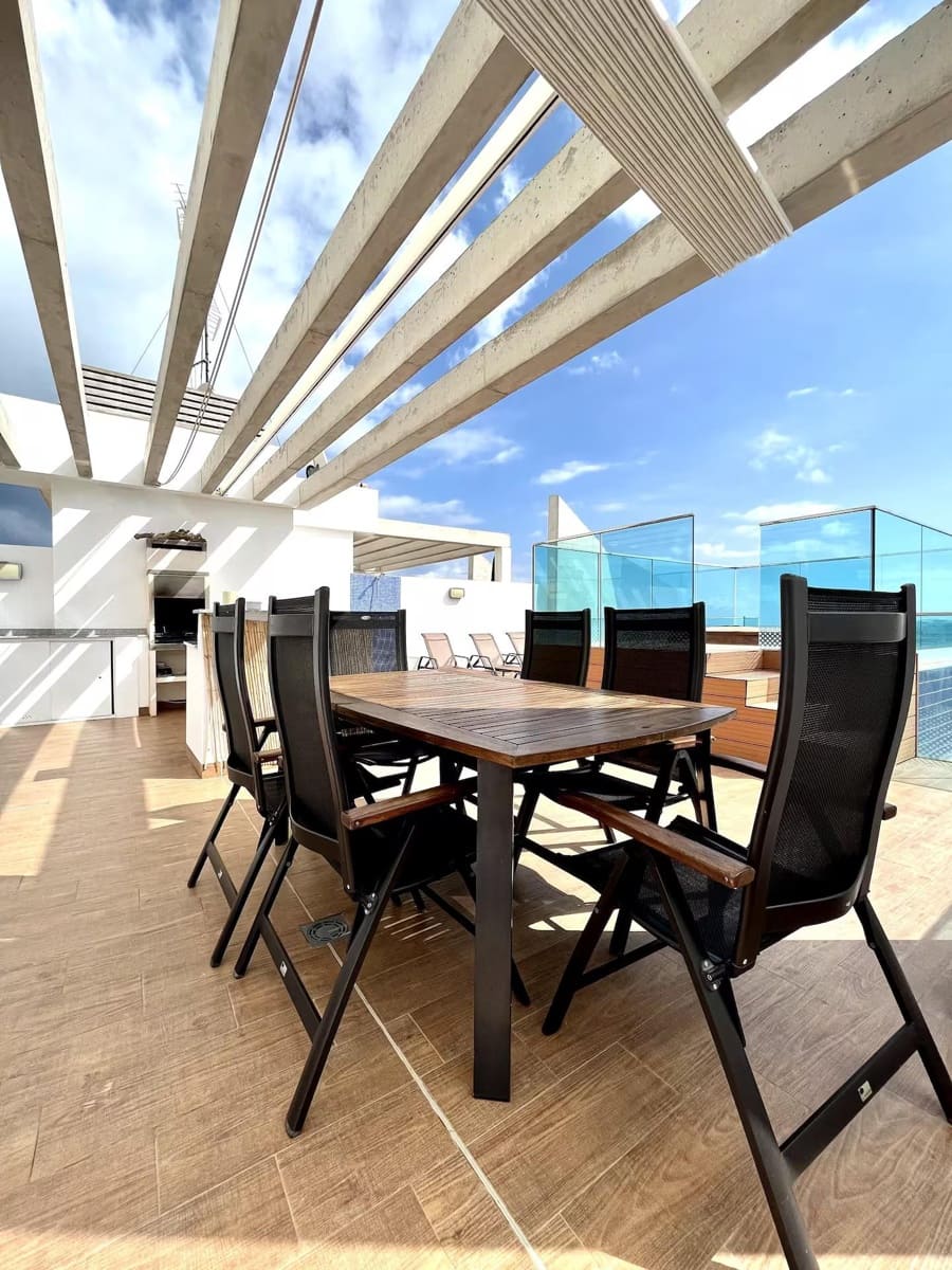 3 bedroom Penthouse for sale in Torrevieja with pool - € 810,000 (Ref: 8773560)