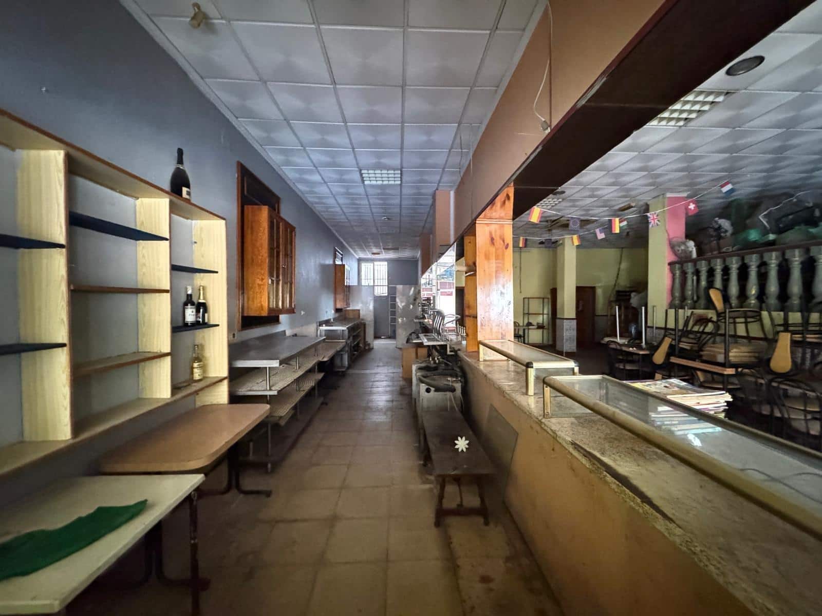 Erhverv til salg i Torrevieja - € 129.900 (Ref: 8783876)