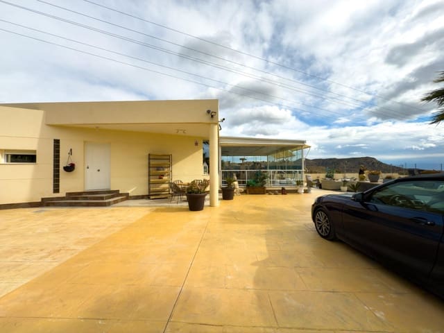 5 bedroom Villa for sale in Jijona / Xixona with pool - € 469,000 (Ref: 8786844)