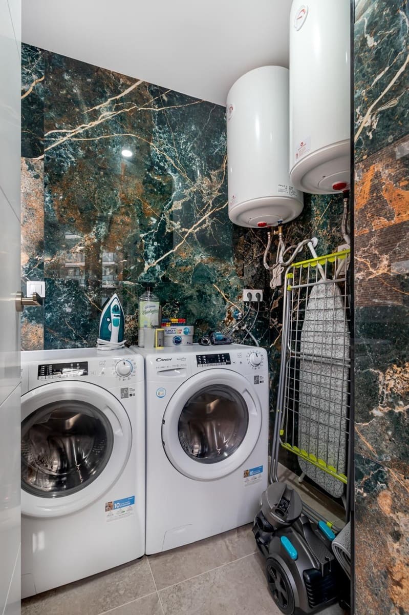 6 bedroom Apartment for sale in Alicante / Alacant city - € 425,000 (Ref: 8802040)