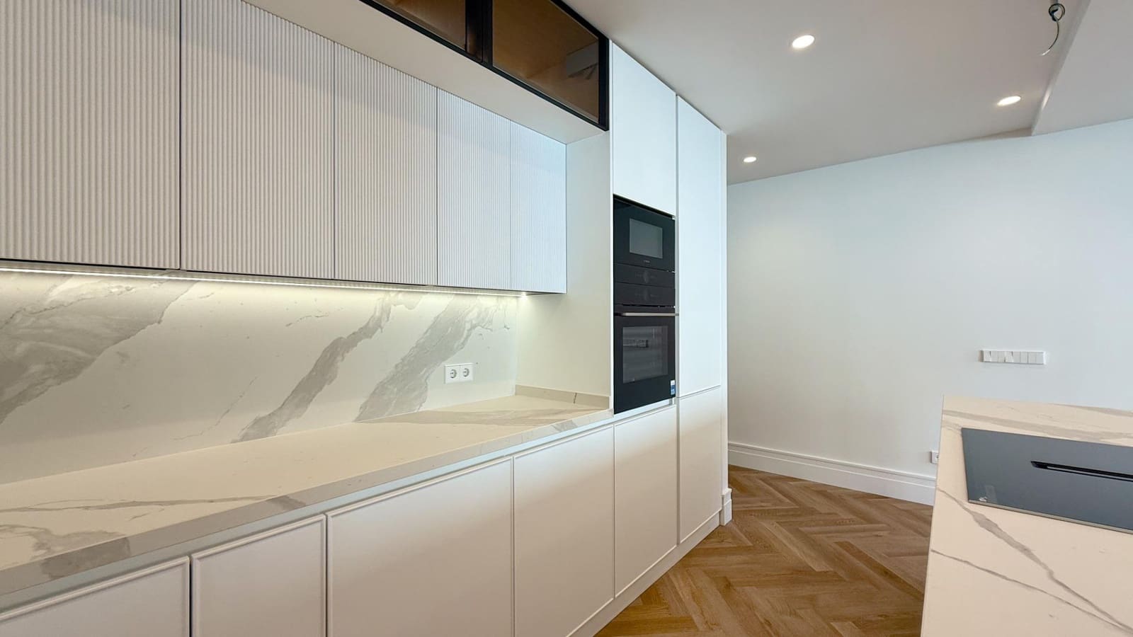 3 sypialnia Mieszkanie na sprzedaż w Miasto Madryt - 1 300 000 € (Ref: 8815973)