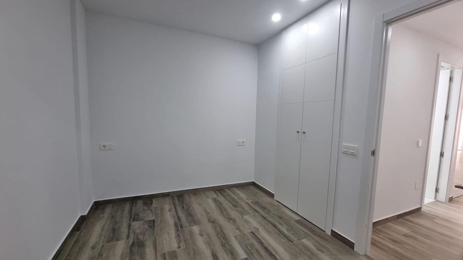 3 quarto Apartamento para venda em Torrevieja com piscina - 294 900 € (Ref: 8843503)