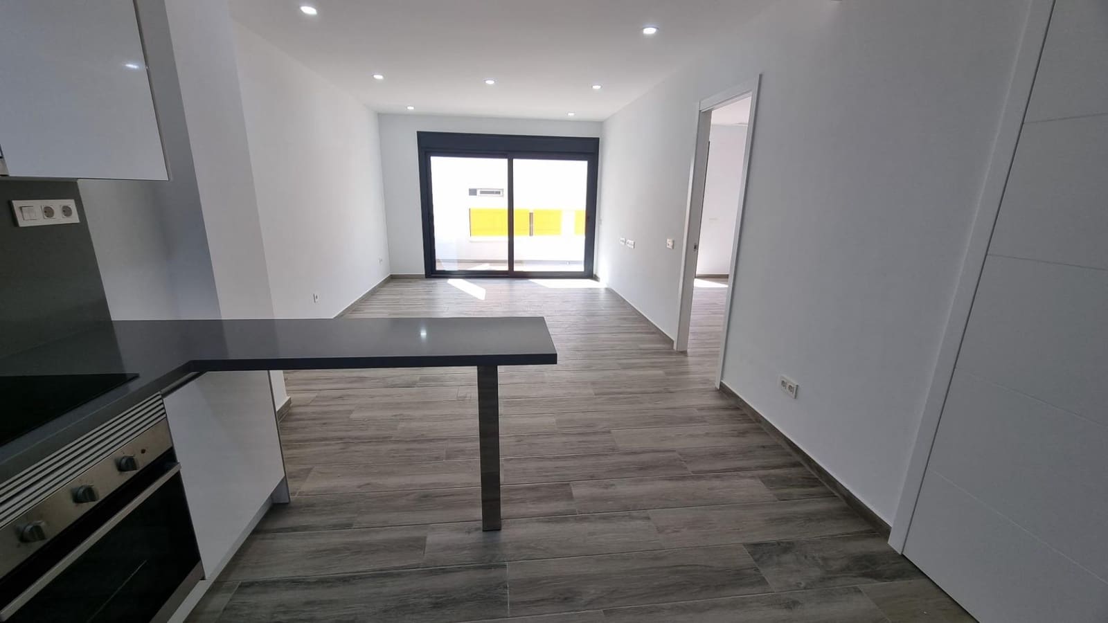 3 quarto Apartamento para venda em Torrevieja com piscina - 294 900 € (Ref: 8843503)