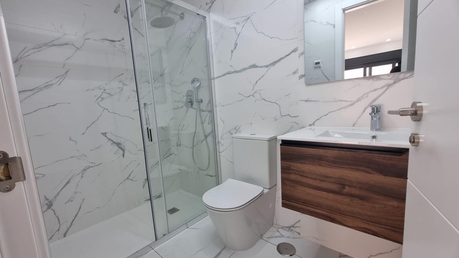 3 quarto Apartamento para venda em Torrevieja com piscina - 294 900 € (Ref: 8843503)