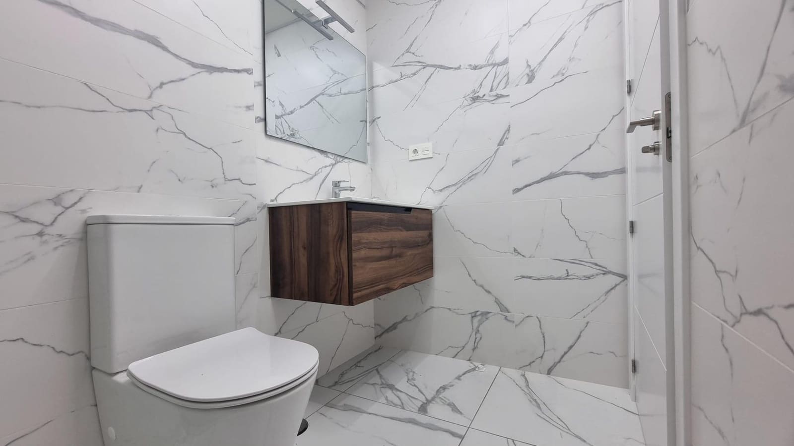 3 quarto Apartamento para venda em Torrevieja com piscina - 294 900 € (Ref: 8843503)